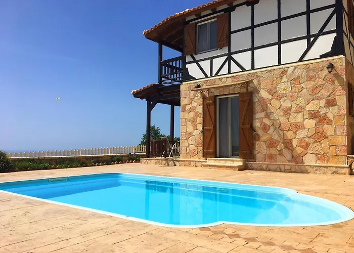 Villa Vissala Village *